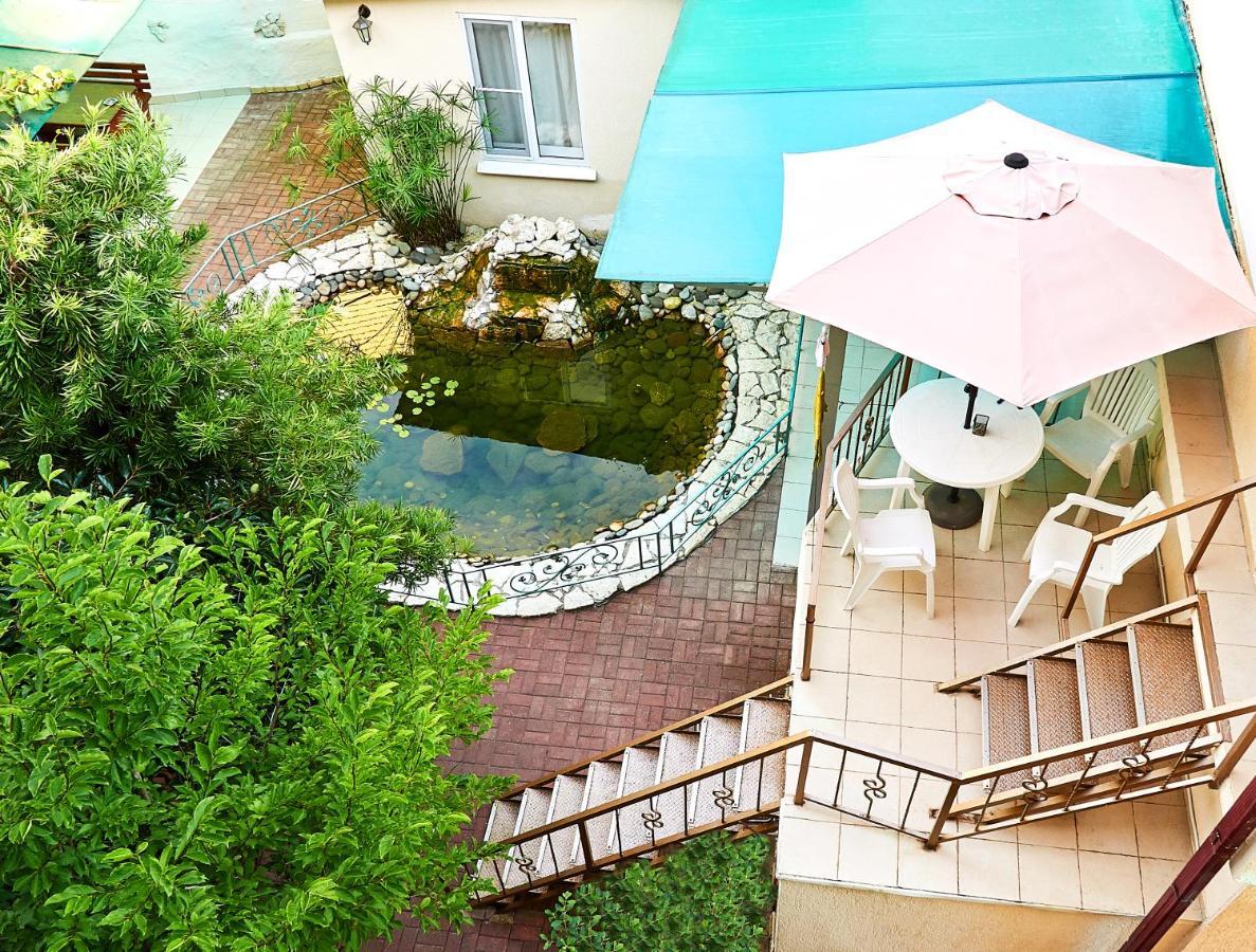 Marco Club Hotel Gagra Exterior photo